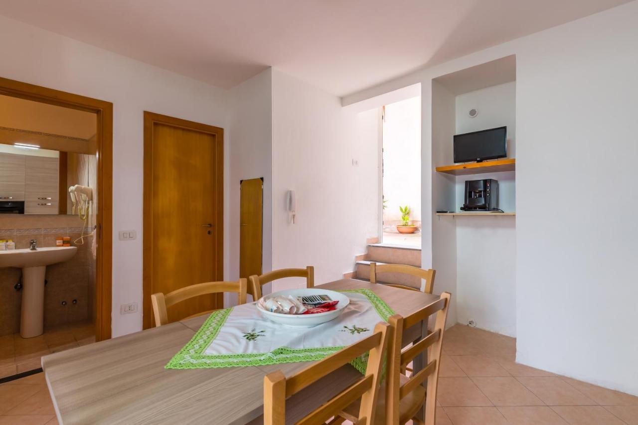 La Terrazza Sul Giardino Appartement Procida Buitenkant foto