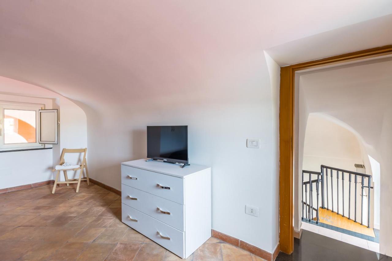 La Terrazza Sul Giardino Appartement Procida Buitenkant foto